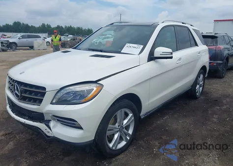 2013 Mercedes-Benz Ml 350 z USA, uszkodzony, nr VIN 4JGDA5JBXDA129094